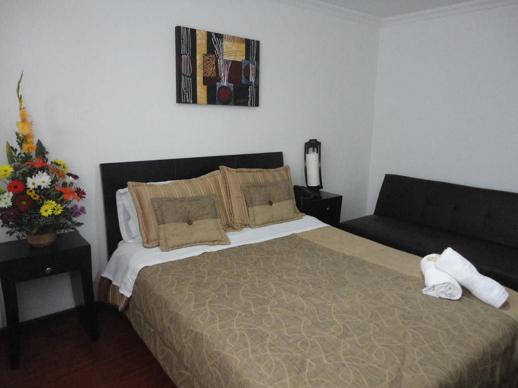 Hotel Fenix Real Bogotá Quarto foto