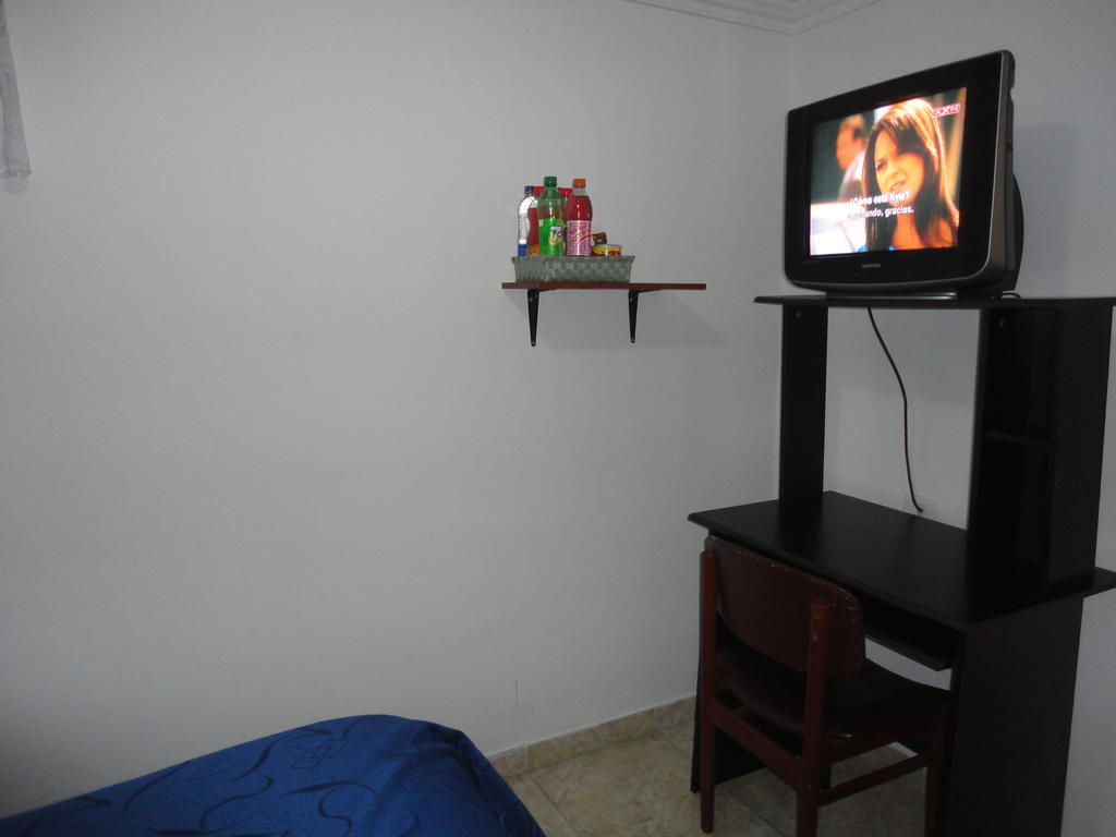 Hotel Fenix Real Bogotá Quarto foto